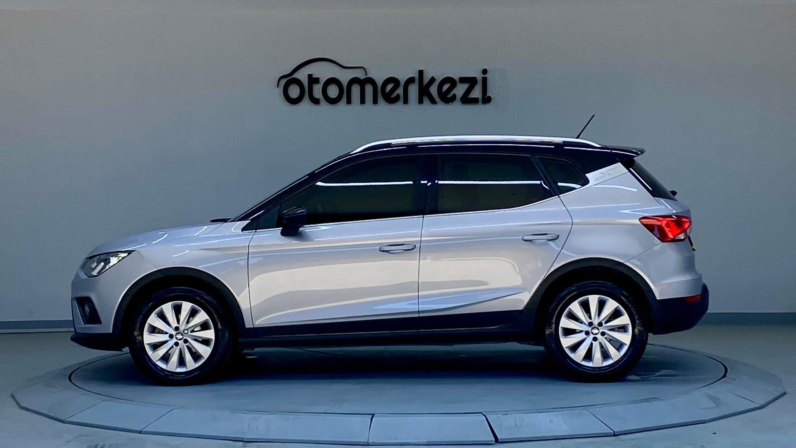 SEAT ARONA 25